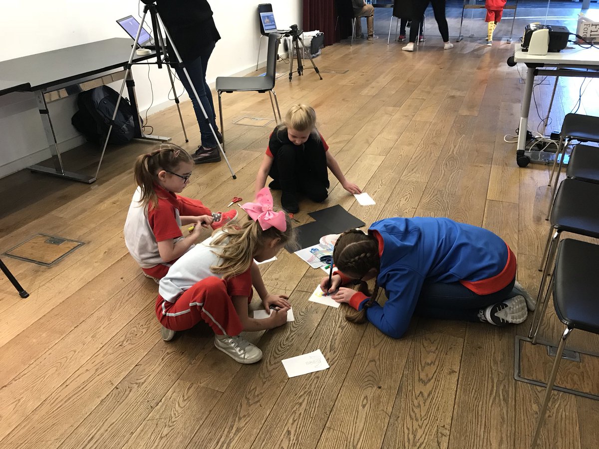 RviewBrownies's tweet photo. At @BFI with the Rainbows, making their cast and set ready for filming their own animations! @ThamesDivGG @Guiding_LaSER #HatsOffToRainbows @guidingkentwest @girlguiding https://t.co/ku1e7vzjHG