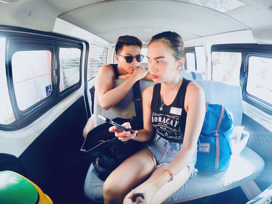 ReyJean13's tweet photo. With my travel buddy βοΈ #ByeBoracay #HelloDavao Till next time Boracay. https://t.co/H4Oc1cnaj4