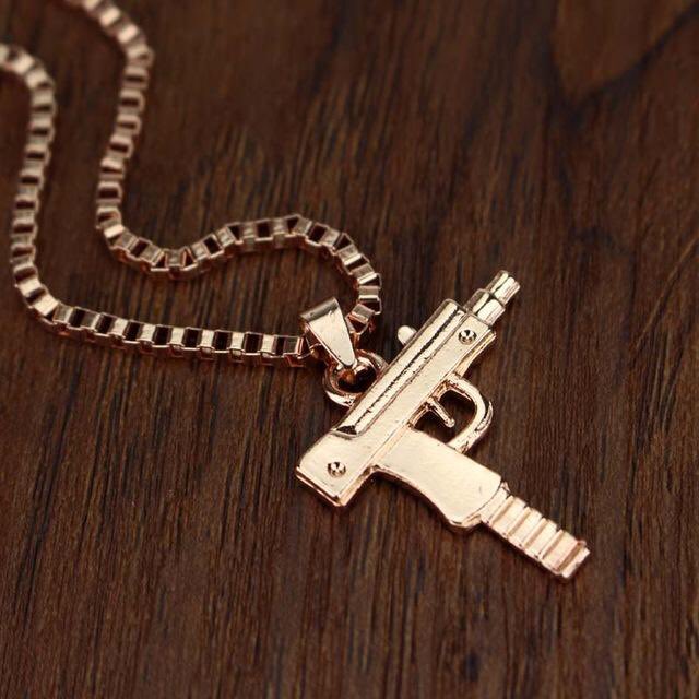 KayBenz4's tweet image. These Pendant Chains are SICK 😷🔥 

Everything on the @AccAddictsUSA site is 50% OFF for their BLACK FRIDAY SALE! 

Use code 👉 LIT 👈 for 10% discount off 

FREE SHIPPING WORLDWIDE 🌍🍃

Cop now at ----&amp;gt; bit.ly/2jjIdDL