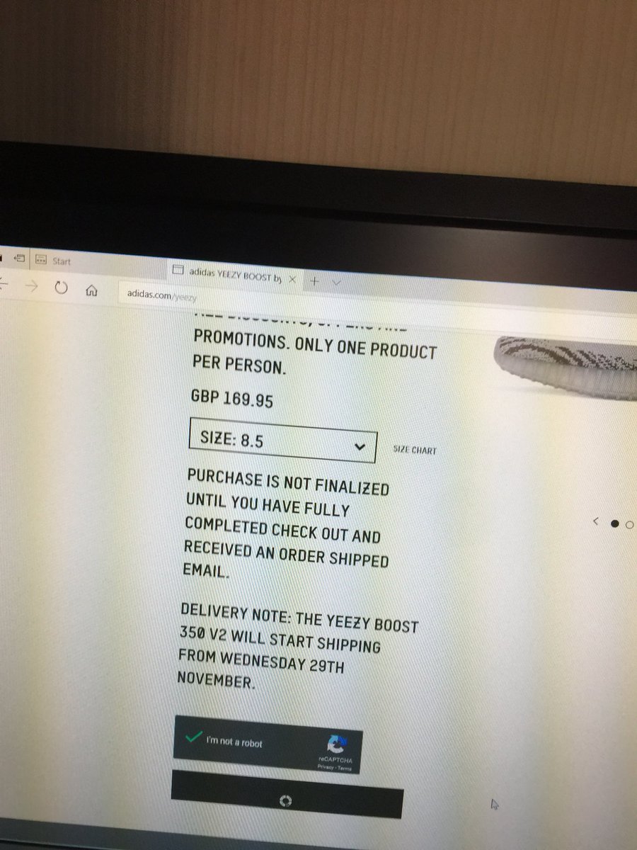 VinO___o's tweet photo. Thanks @adidasoriginals let’s me in, but doesn’t even let me verify the captcha page👌🏽😤#yeezy #YeezySeason #YEEZYBOOST #yeezysupply https://t.co/ORoKkLZjeP