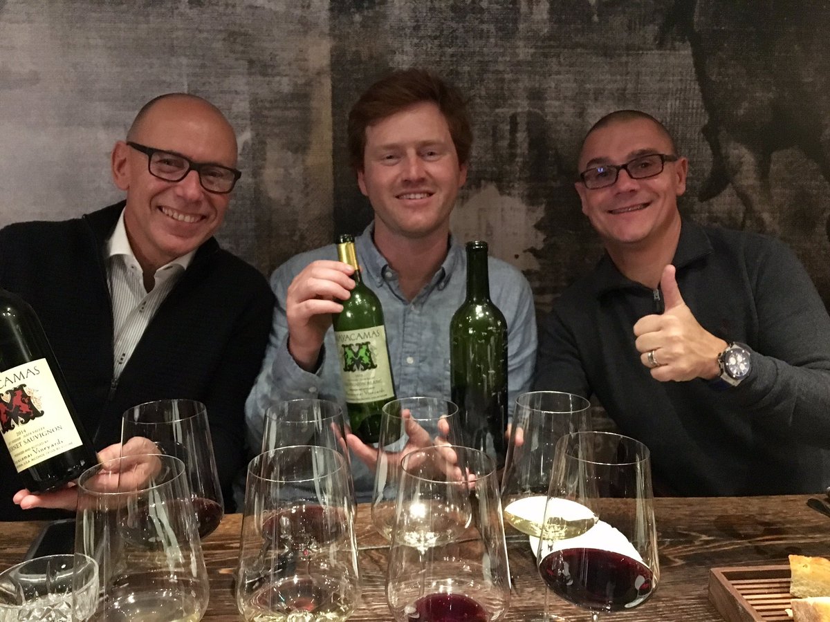 NapaWineSchweiz's tweet photo. Wine &amp; Dine with Braiden Albrecht of MAYACAMAS VINEYARDS at NapaGrill in Zurich
#NapaValley #winelovers #wine #wein #vino #vin #fabcab https://t.co/5pAmcFrq9p