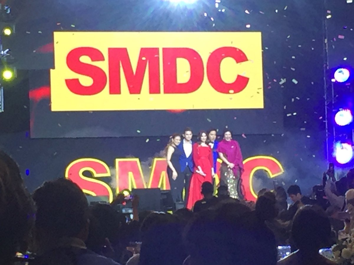 rosariojennifer's tweet photo. Happy 11th Anniversary SMDC #SMDCDouble1 #Latepost #JamesReid #Morisette #RegineV #SarahG #MartinNievera https://t.co/mzdfSJfoNM