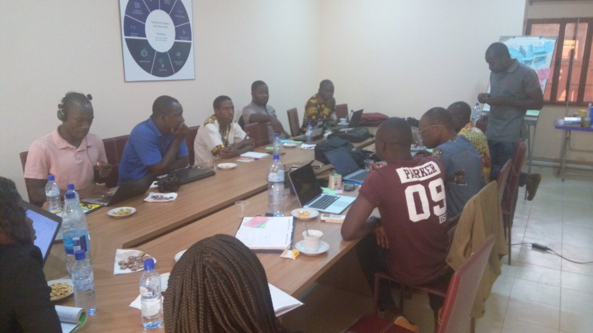 DDJOUMA's tweet photo. #GLOW4 ouverture des données sur les activités parlementaires. @OpenDataBurkina Organise une matinée de réflexion sur la contribution de la communauté #opendata #Burkina. @onubf @metsi2 @titinto_ @y_jus @yabsi1er https://t.co/Rg2EHMKvNa