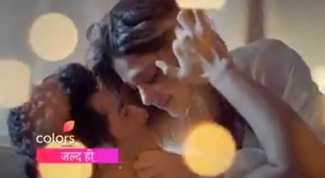 Maya_Beyhadh's tweet photo. Still watching the promo on a loop! #beypanhaa https://t.co/1nQwSHjroe