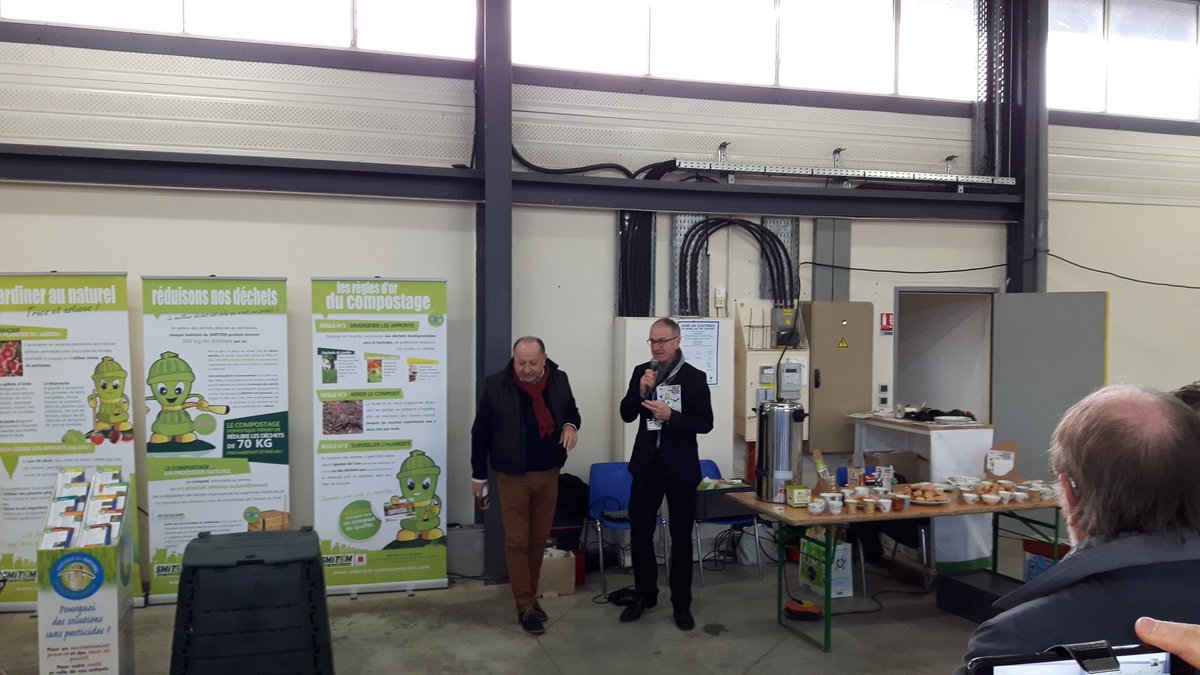 f_boudaud's tweet photo. Avec le #SmitomSudSaumrois : les élus lancent l opération citoyenne #riennesejette 🌳🌿🌼à #thouarce #loirelayonaubance #anjou. 
@FRMFR_PDL https://t.co/2zqyDNogcp