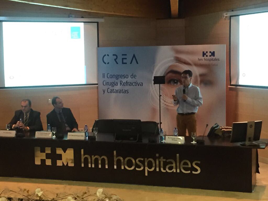 HMHOSPITALES's tweet photo. Últimas ponencias de la segunda jornada #CREA2017: Dr. Manuel Rodríguez. Director de I+D clínicas Qvision de Almería. En la 2.foto: Dr. Juan Gonzalo Carracedo, OD Msc, Philips Facultad de Óptica y Optometría. https://t.co/G11gU0103U