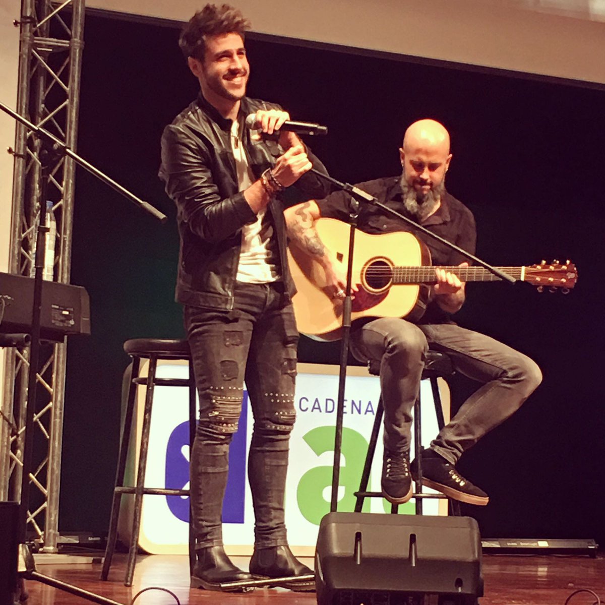 .<a href="/AntonioJSMazuec/">Antonio José</a> en Malaga con <a href="/RafaCanoOficial/">Rafa Cano 🎙🎧📻</a> en <a href="/Dialtalcual/">Dial Tal Cual</a> ! #EscuchoDialTalCual