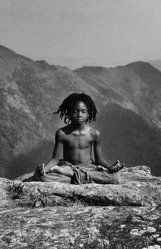 LoveInstantRew1's tweet photo. Eliminate as much of the outer commotion as  possible so you can hear your inner voice. https://t.co/iPEOWtbYut https://t.co/9JQrclB762
