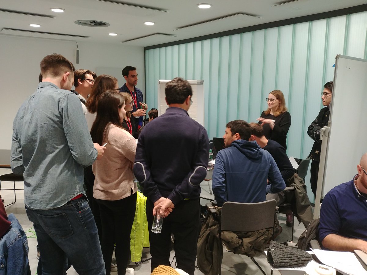 reedmobility's tweet photo. Teams are flying as we near the final furlong #MobilityHackathonLondon Interesting similarities and differences in approaches compared to students in #MobilityHackathonChicago #global https://t.co/pmnBheKCQK