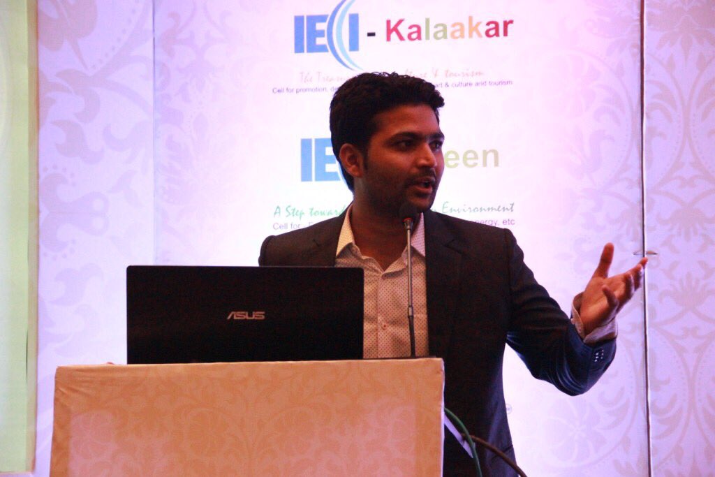 Wsafetyapp's tweet photo. Founder of @Wsafetyapp, Discussing about @cresolteam and wsafety app.
Cresol https://t.co/fqhRkgXK75. #startup #mobileAppDevelopment #websiteDevelopment #ProductDevelopment #Bhopal #STPI @Wsafetyapp @cresolteam @nstomar @stpiindia @Omkar_Raii @varma_ravii @SandeepNair17 https://t.co/JRh804oVnk
