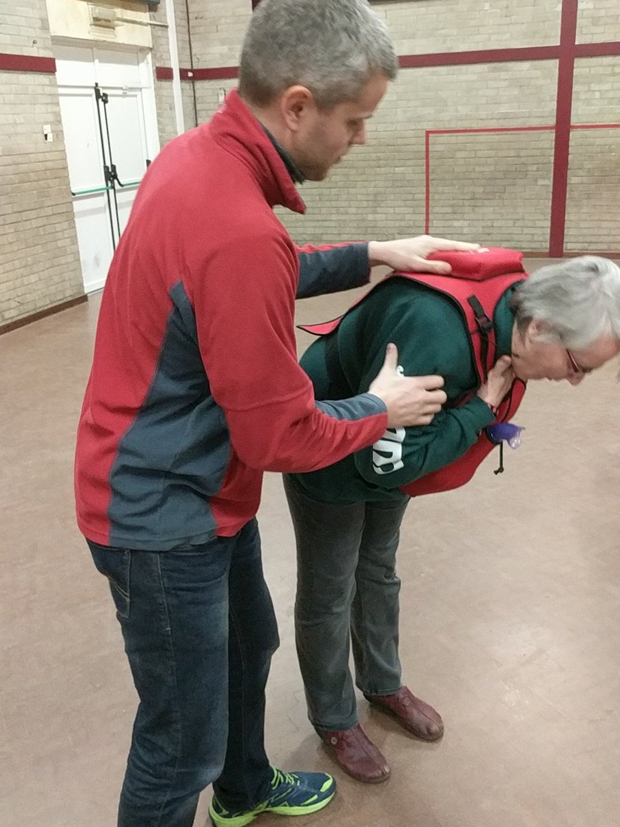 HSWScouts's tweet photo. Choking! #FirstAid https://t.co/CRE8AblimO
