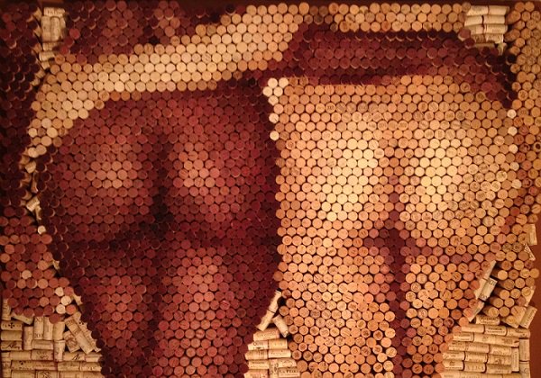 El artista Conrad Engelhardt utiliza el #vino como inspiración en su obra de arte "Corcho a corcho". Este hombre ha descubierto la belleza y la creatividad en el descorche de una botella de vino. 
#cafeteriaramon #culturadelvino #curiosidadesdelvino #Alicante #barrioelpla