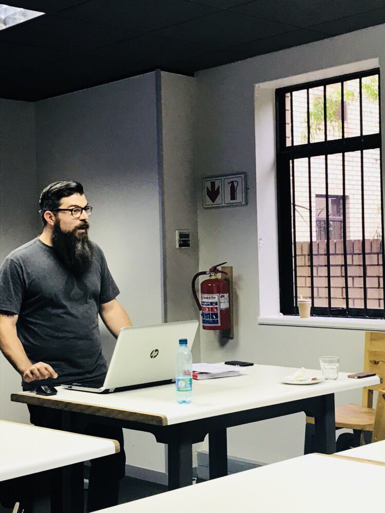 Maubate's tweet image. How to navigate the dev job ecosystem. You’re a rockstar @PeteDiscovery!! #thetechfemme #hireagrad #SBIncubator