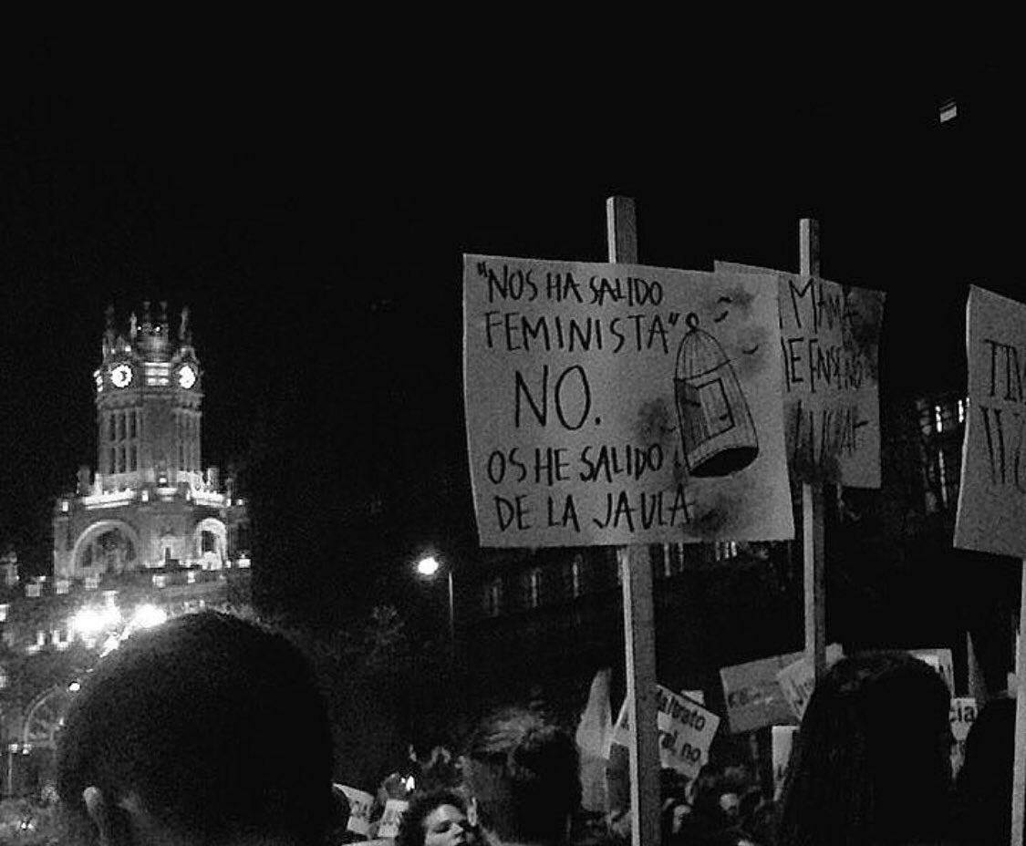 bebi_fernandez's tweet photo. #25N #MachismoMata #DíaContraLaViolenciaDeGénero #NiUnaMenos #NosQueremosVivas https://t.co/3446P07jxg