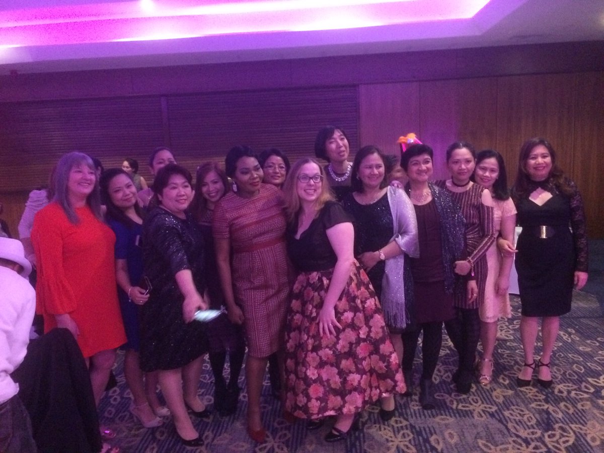 SarahTom123's tweet photo. LNWH Endoscopy Xmas Party Night, great fun &amp; lots of dancing! Well deserved night out for the teams 👏@stmarksbcsc https://t.co/09zPDDhoWk