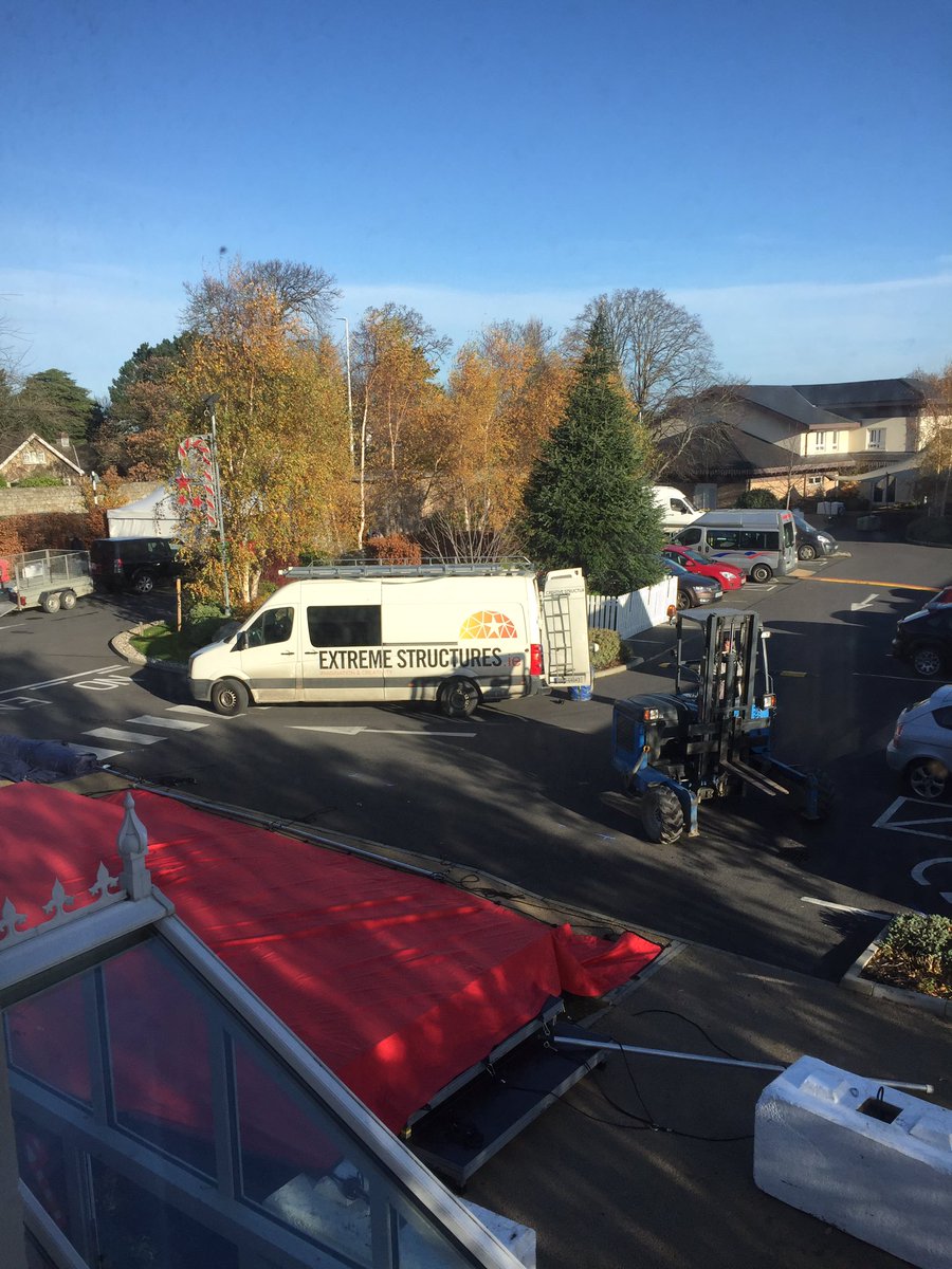 sharonmorrow5's tweet image. It's all go here @LauraLynnHouse for #lightuplauralynn! Looking forward to the festivities tomorrow! 🎅🏻🎄