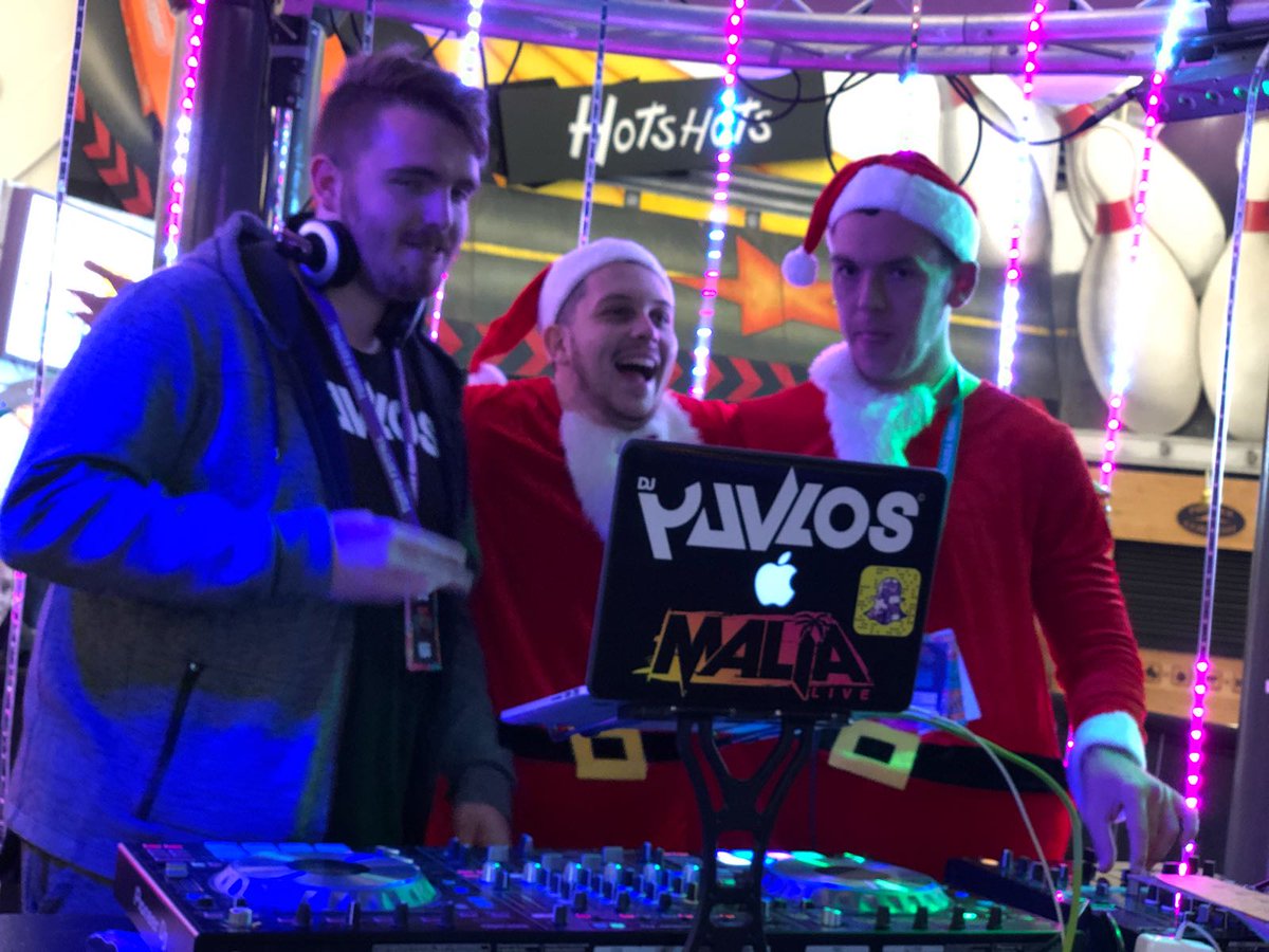 TWSTDFestival's tweet photo. Bearded Bingo going on NOW at Jellyfish Lounge. On until 2:30 #letsgettwstd https://t.co/gRpuPCp58e