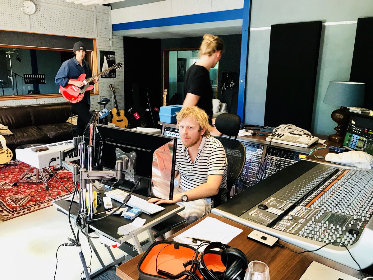 DigForestStudio's tweet image. Day 6 Tim Hendricks Project - guitars 🎸 digitalforeststudio.com