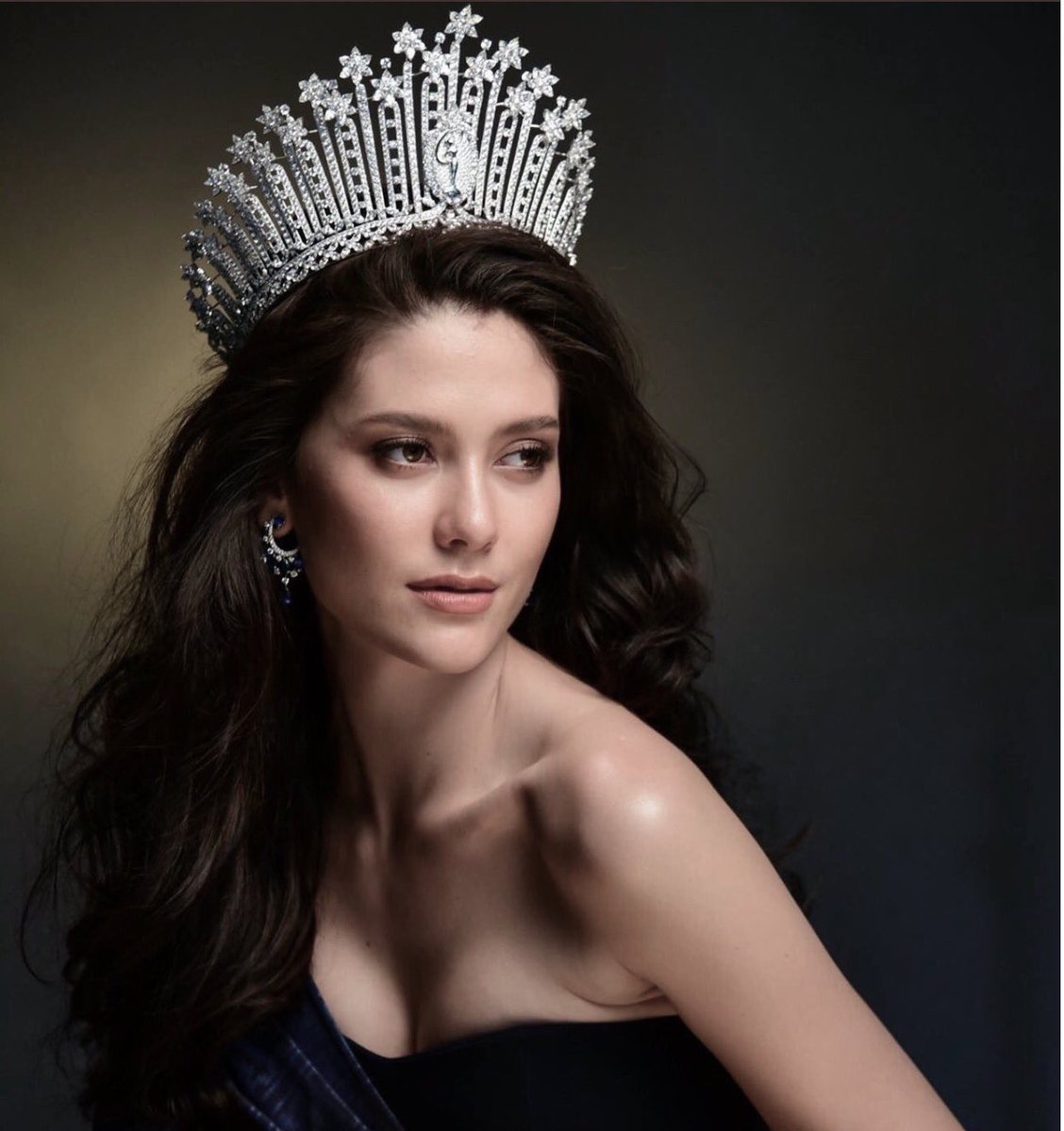รวมพลังfc warujหนึ่งแสนคนรีทวิตด่วนๆภาระกิจเพื่อชาติ #MissUniverse #THAILAND