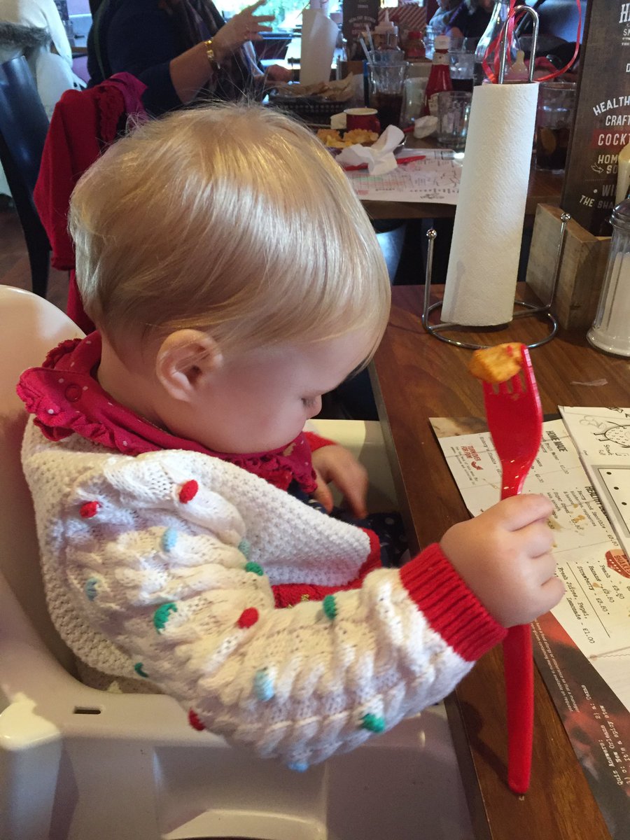 JadeWright's tweet photo. Fantastic breakfast at @Hickorys_ thanks so much @viewwirral #princessbreakfast #birthdaygirl #sleptallthewayhome https://t.co/fdTRCBIuKj