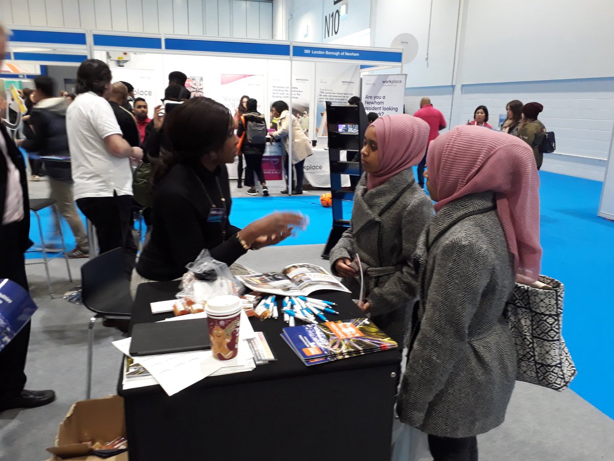 DelCITB's tweet photo. Women into construction. @skillslondon. https://t.co/oLOuvP3FhO