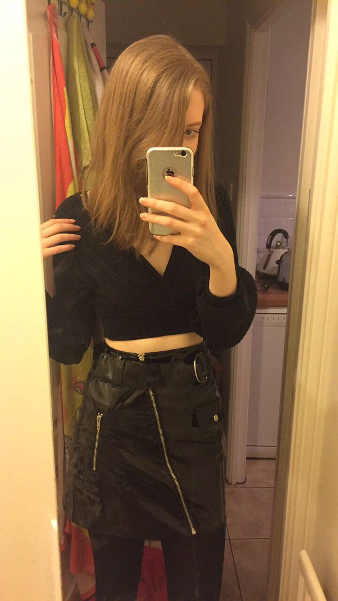 LilyICMYASUK's tweet photo. 18 todayyyyy https://t.co/MSJc4sj8Am