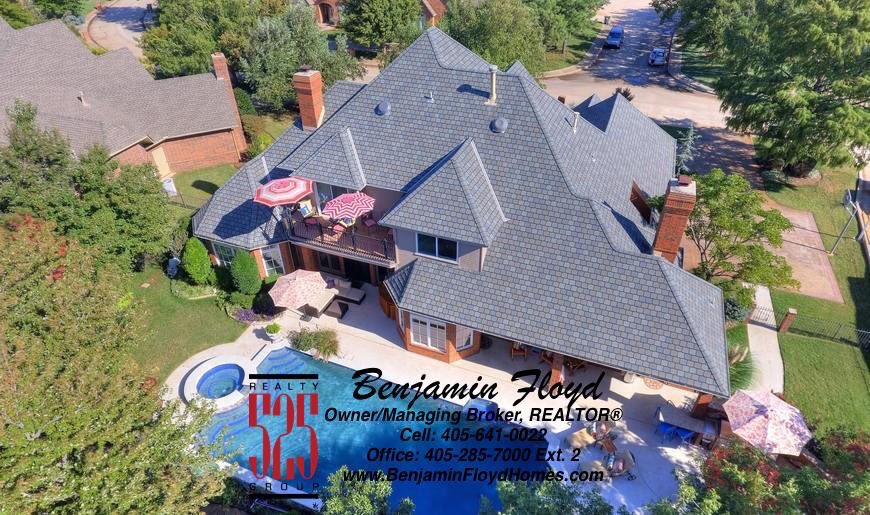 BenFloyd's tweet photo. #OpenHouse
11/26/17 Sunday 2-4PM
Completely Renovated🏌🏼⛳️ #golfcourse view #home located just blocks from @OakTree_CC 6005 LaQuinta #Edmond, #Oklahoma $545,000
📲me, @BenFloyd 405-641-0022 for more info or schedule your private tour. #OakTreeCC #525RealtyGroup https://t.co/v86D2pRHEh