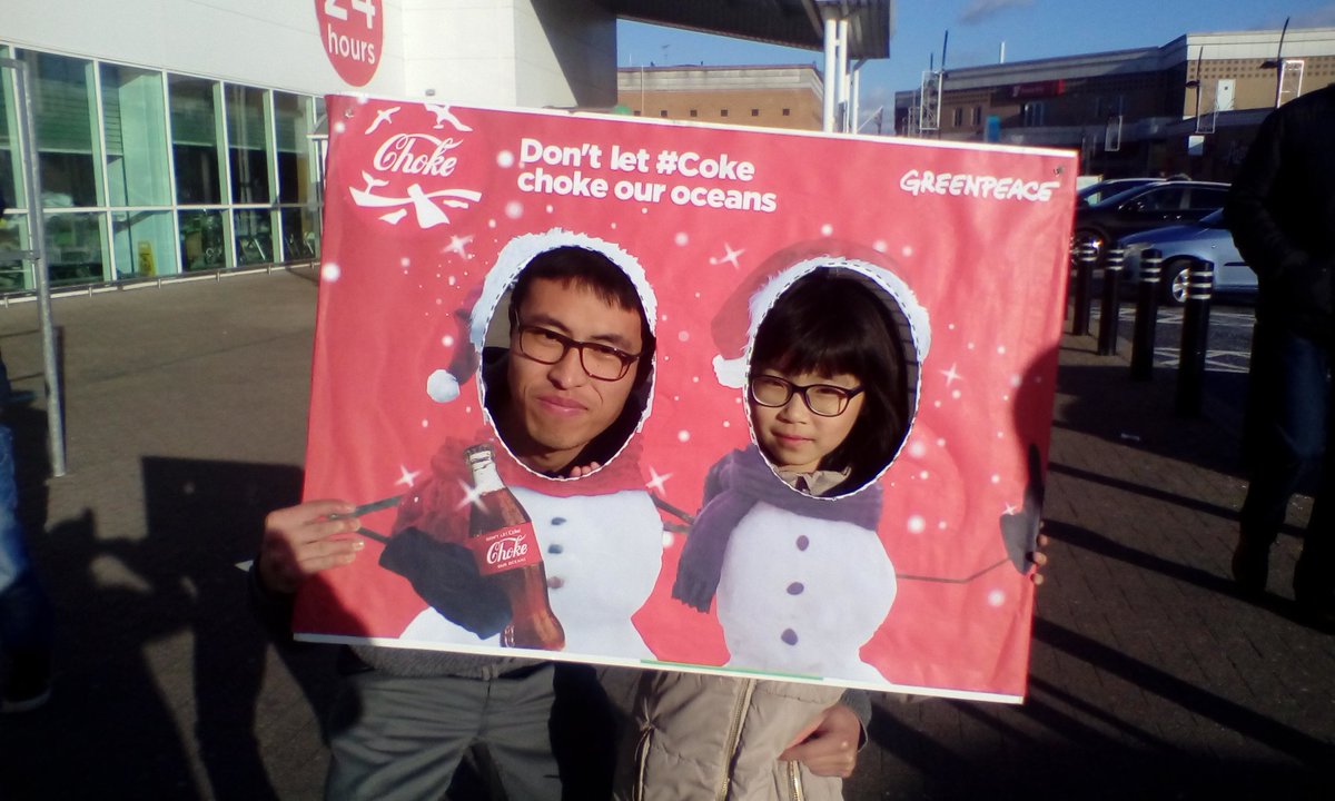 GPWalthamForest's tweet photo. Wei and Weng are super angry about @cocacola not taking responsibility for their plastic pollution! #ShareACoke https://t.co/XVkYGvH0xw