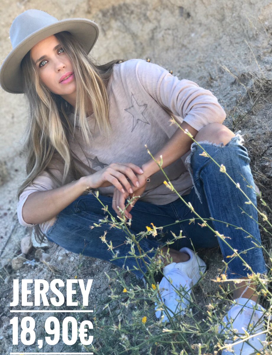 namdalay's tweet photo. Volvemos a tener disponible en nuestra tienda online ▶️https://t.co/val0UGrrRa 
este jersey estrella que tanto os gustó 👏🏻👏🏻👏🏻👏🏻
#namdalay #web #tiendaonline #moda #jersey #shop #girl #vanesaromero https://t.co/Om4OC4QZ54
