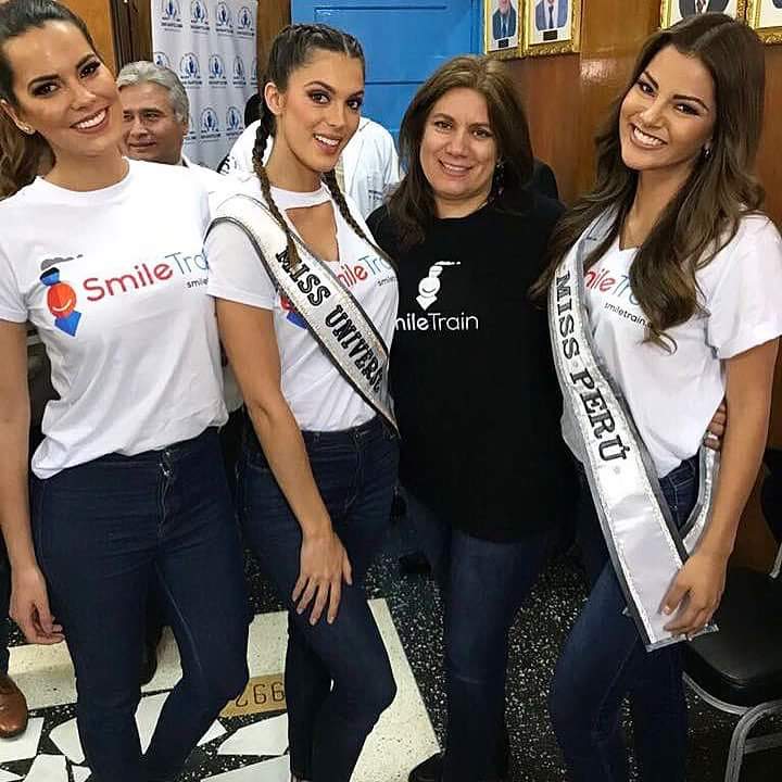 NadineRJF's tweet photo. Porque te ganaste nuestros corazones con tu humildad y tu compromiso por el #Peru .Hoy nosotros te apoyamos por el pase a la final en el #MissUniverse . VAMOS 1 RT Y UN PUNTO https://t.co/VSNGLDz167
