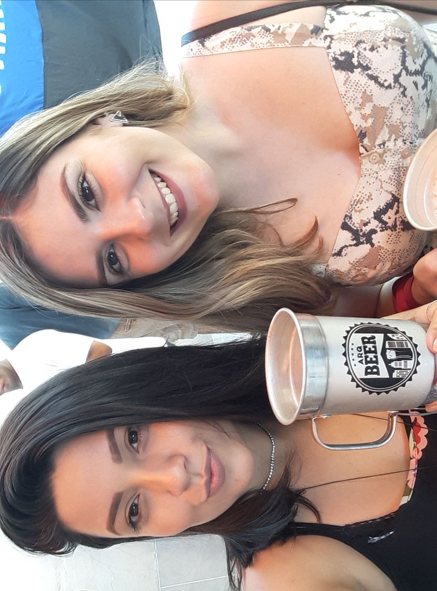 KeliFerreiracrf's tweet photo. Duplinha dessa! 🖤 @maalumaiorano #Unigranhell https://t.co/FzEwNKt5vk