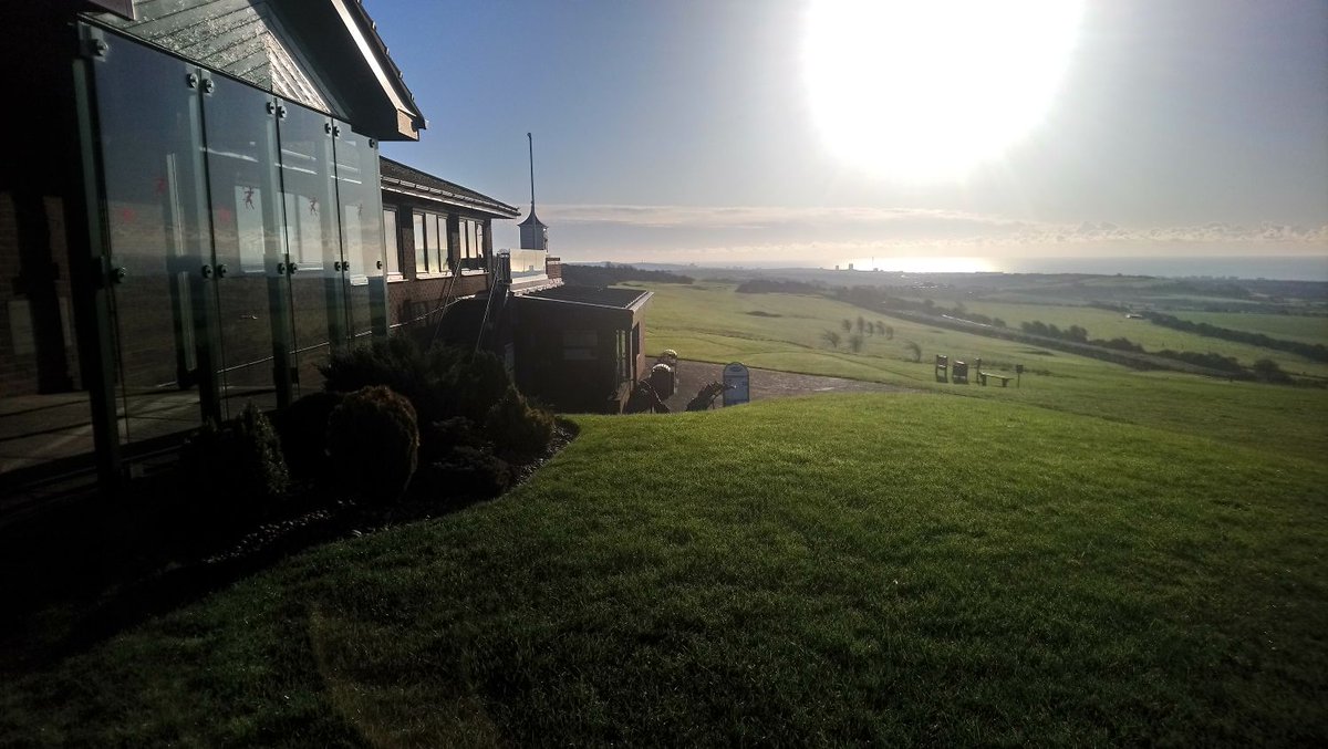 DykeGolfClub1's tweet photo. Extraordinary sight this morning on this gorgeous day up at DGC... https://t.co/dw9pHjIIZ1