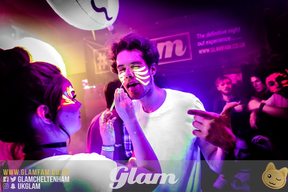 GlamWorcester's tweet photo. Don't worry we wont be messing up your hair or clothes tonight @Trampsworcester
Its a UV Theme so the venue will be flooded in UV light plus thousands of glow giveaways and old skool rave tunes in the main room....PLUS
😍 FREE PROFESSIONAL FACE PAINTING! 😍 #glam #UVrave https://t.co/scBkApBil5
