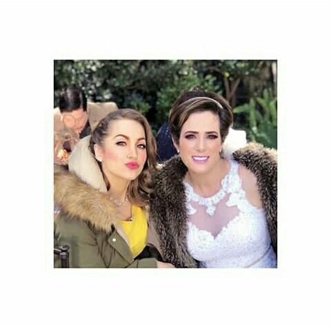 JessiDichWorld's tweet photo. @jessicadiazmx y @BMBettyMonroe les desea un lindo Sábado!! ujuuuu!! 😍😍 #Bellas 💕💕 https://t.co/F0Hs4A4ubn