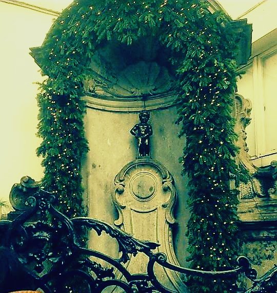 TextbookTourist's tweet photo. 📸👦🇧🇪 Manneken Pis, Brussels, Belgium.
#Statue #Belgium #MannekenPis https://t.co/5IVQ2ri507