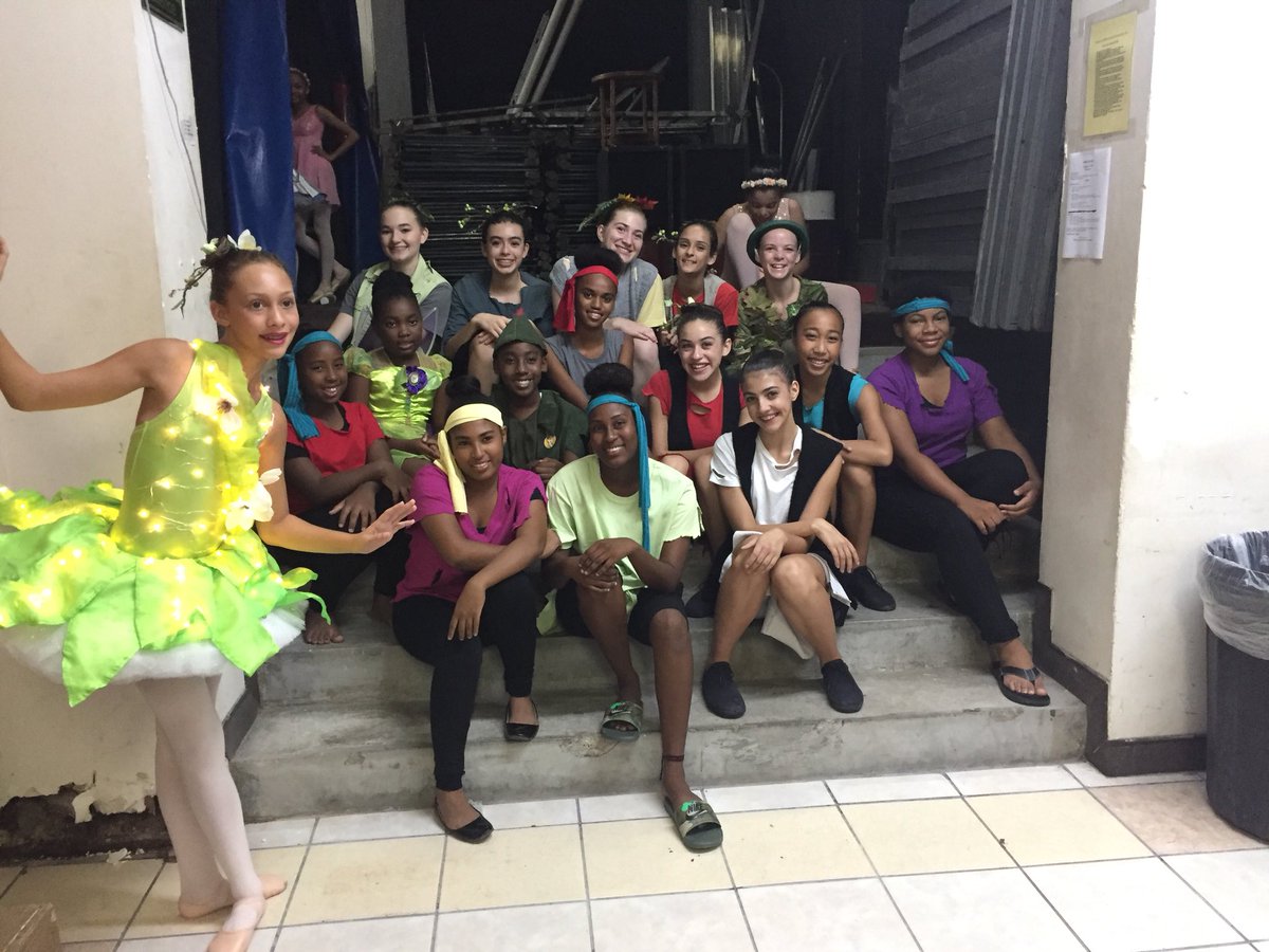 andiamotv's tweet photo. We are having such a great time here in #Belize & @Dance1_Redondo’s #RedondoBalletCompany #BalletInABox has been well received at the #DanceXFestival (even the acting #US #Ambassador to Belize, #AdrienneGalanek, attended a performance)!
#dance #dancer #dancing #travel #cbs2la https://t.co/naKvGc0bU4
