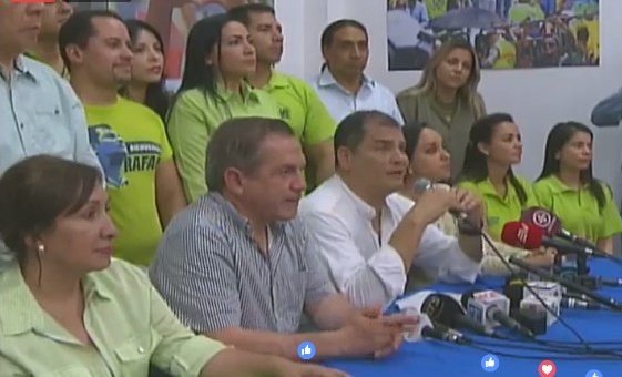 35MOVER's tweet photo. .@MashiRafael: un hombre inocente, contra quien no hay ninguna prueba, está en prisión, nuestro respaldo al compañero @JorgeGlas #RafaelElPuebloContigo https://t.co/MNKeeV0XwT