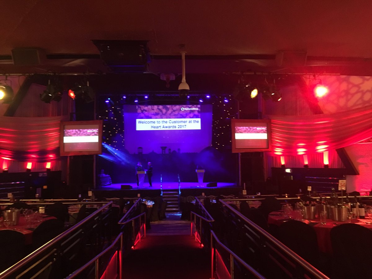devmalle1's tweet photo. The stage is set for #catha @myhomemove 🍷 https://t.co/C1yQ5tImGG