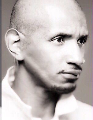 Cnotethereal's tweet photo. look me in my eyes......tell me what you see..... https://t.co/qHhDkcf7d9