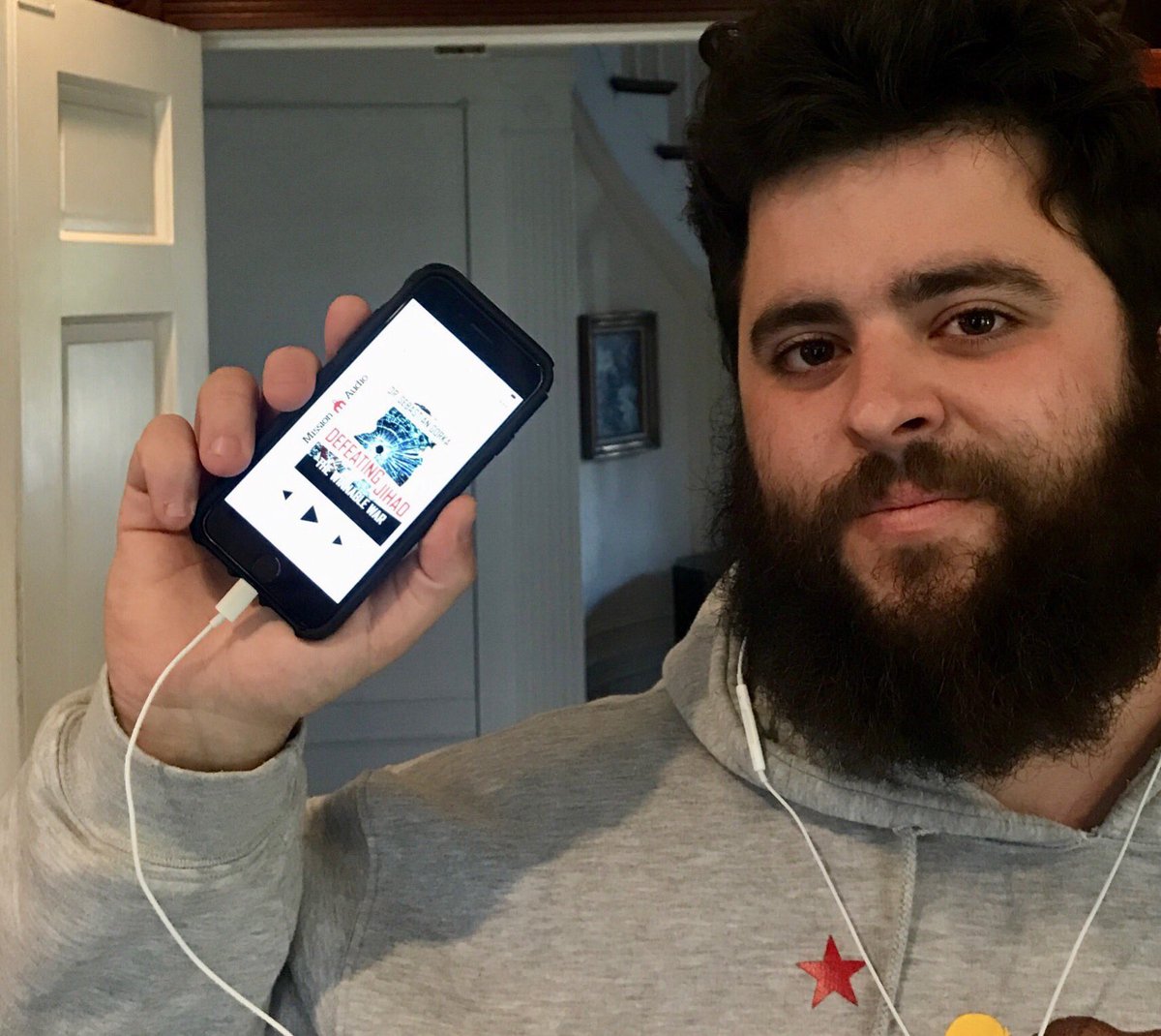 fleccas's tweet photo. Just started the audio version of #DefeatingJihad by @SebGorka. Loving it.
Side note, haircut this week. https://t.co/WFV2PZYCl4