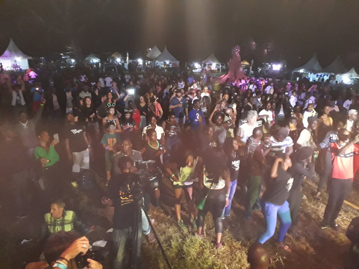 Chano8Mag's tweet photo. Awesome dance moves here at #MilegeMusicFest2017 from @rockiestroupe and #KYP dancers from South Africa https://t.co/VGzhMEdYPo