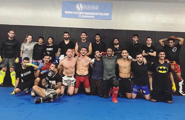 SystemsTC's tweet photo. Friday Night Lights at @systemstrainingcenter! #MuayThai #MMA #Kickboxing #Boxing #systemstrainingcenter #fitfam #hawthorne https://t.co/VtIw4jqkDG