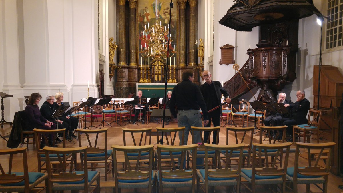 CappellaG's tweet photo. De allerlaatste voorbereidingenvoor ons concert van vanavond. Komt u ook? https://t.co/N23kc3uF4N https://t.co/qTmNKRMVrS