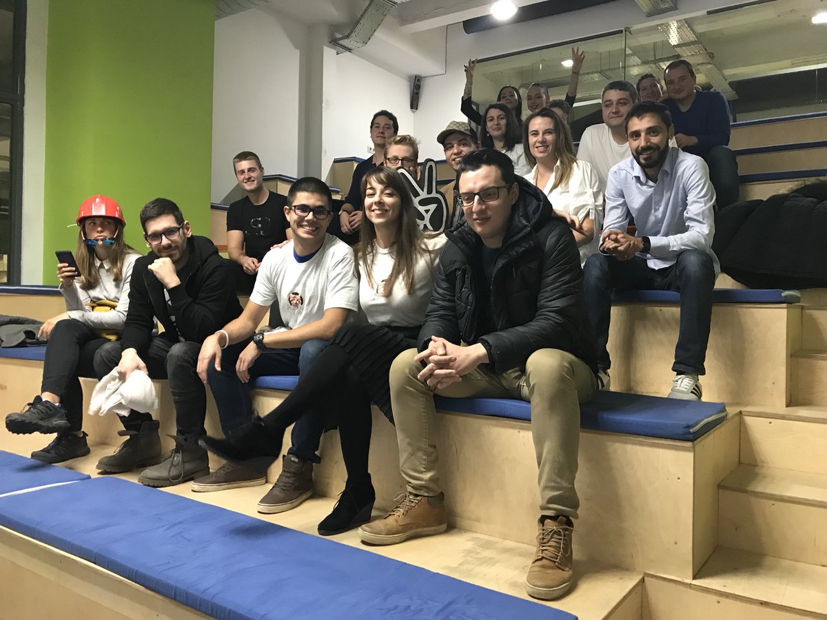 janettodorova's tweet photo. The #producthunt #sofiameetup after the #mannequinchallenge w/ @rstankov @vesln @DeVladinci https://t.co/xTJHHFPeDu