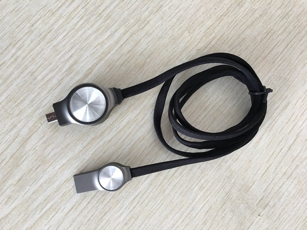 #Lighter#smokers#usbcable#smokerlighter, a new lighter for smokers can take on plane.