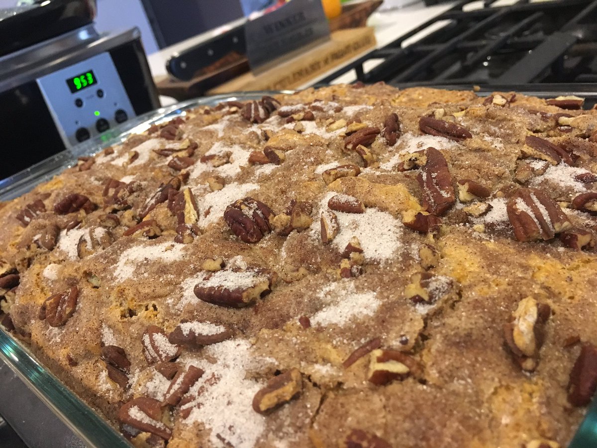 SPKCooks's tweet photo. Coffee cake is out. One request down. 2 to go! (Yes, that's a ton sugar. No, I don't care today) #HappyBirthdayMiles #TurkeyStockAndTrophy https://t.co/d00Sa9wKnI