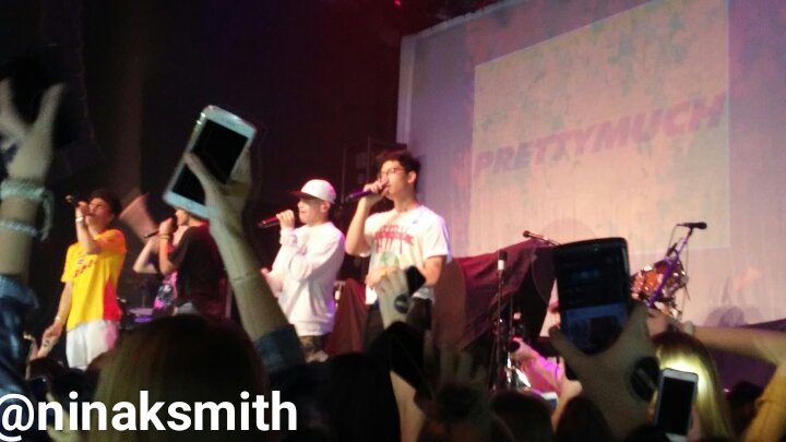 mirlucky466's tweet photo. @PRETTYMUCH was amazing last night and so was @JackAndJack. Sadly my phone died before jack and jack came on but they were freaking amazing. Thanks to both prettymuch and jack and jack for making me cry and for coming last night! Hope to see you guys again! https://t.co/74KVHHOLbh