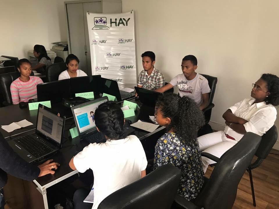 HayMadagascar's tweet photo. @HayMadagascar #Training #GEW2017 #GENM #certification 
Novembre 2017#digitaldivide #enteprenariat #Madagascar #HayMadagascar https://t.co/8MpDA6T1fo