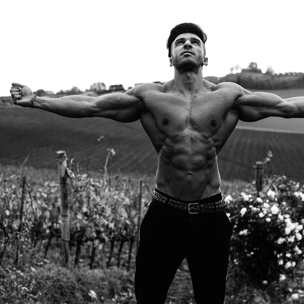 Pv_kw_shop's tweet photo. You get what you WORK for !!
NOT !
What you wish for !
#physique #gym #motivation #pvteam #sanadalsanad #fitness #ifbb #sanmarinopro https://t.co/FT8LDUqDvV