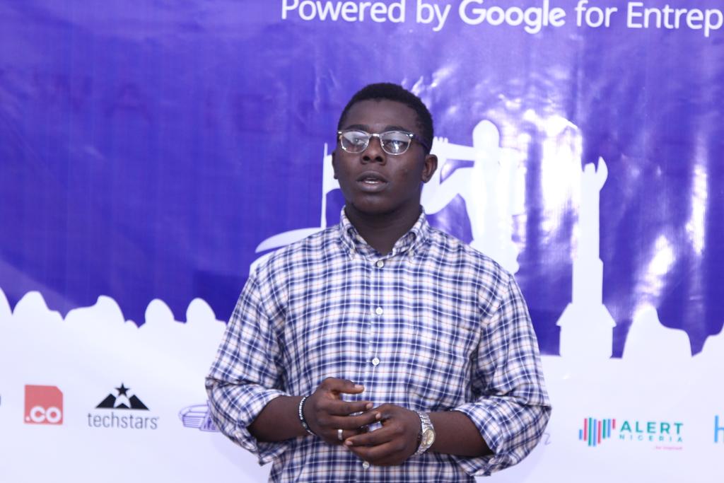 SwUyoNg's tweet photo. Pitchers doing their things
🔥🔥#PitchSession🔥🔥
 @nextdeegit @thompson_nsikak @ChristianEkene4 @emeka_nwakaudu  #SwUyo #tgsw2017
Cr: Caleb J https://t.co/dXTUR2Ifaf